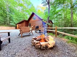Hot Tub • Pet Friendly • Close to Downtown - Image 5