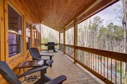 Secluded• Hot Tub • Game Room • Fire pit - Image 5