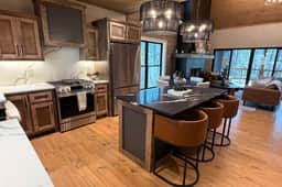 New Rustic Luxury Cabin | Minutes to Blue Ridge - Image 4