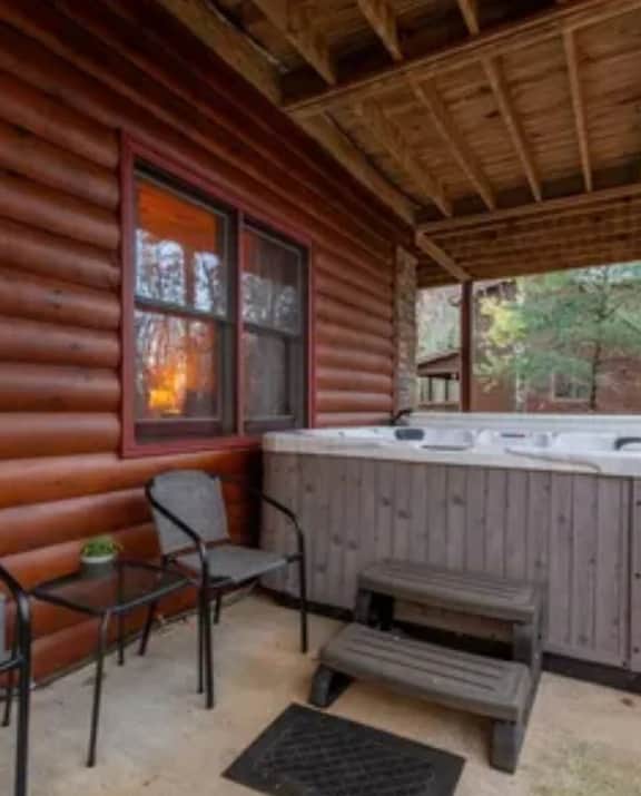Near Toccoa River| Game room |Fire pit | Hot Tub - Image 5