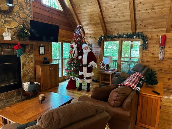 Creekside Cabin| Hot Tub | Gameroom | Pets - Image 1
