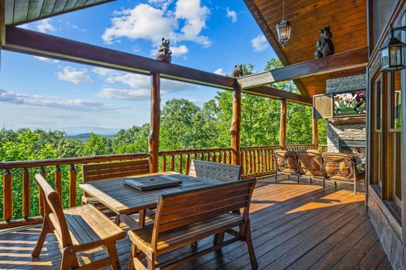 Luxury Log Cabin | Epic Views, Hot Tub, Sleeps 12 - Image 1